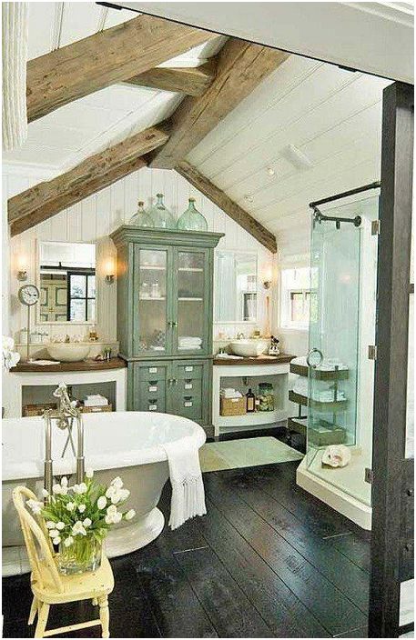 Een mooie zolderbadkamer is tegelijkertijd een eenvoudige en prachtige oplossing.