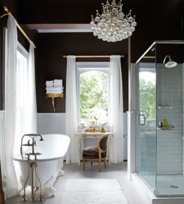 Badkamer in klassieke stijl.