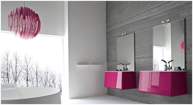 foto van roze badkamer