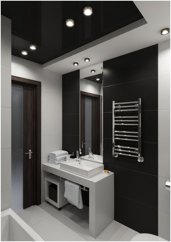 Badkamer in zwart en wit van 5 m².  M.