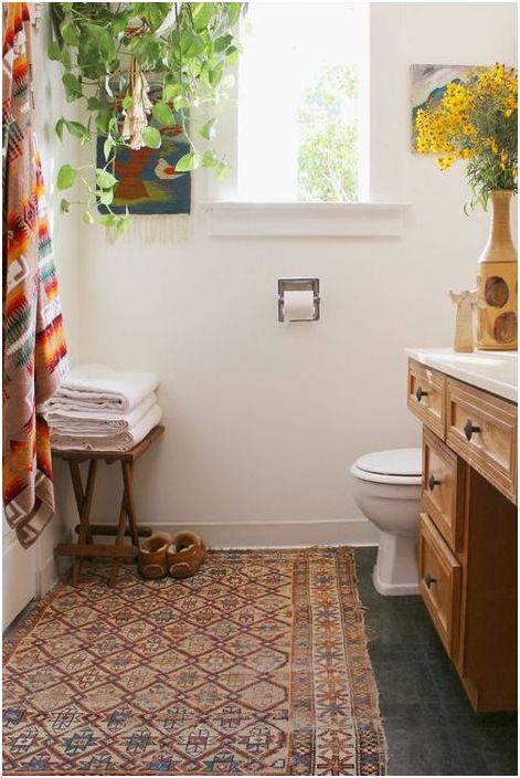 Comfortabel tapijt in de badkamer