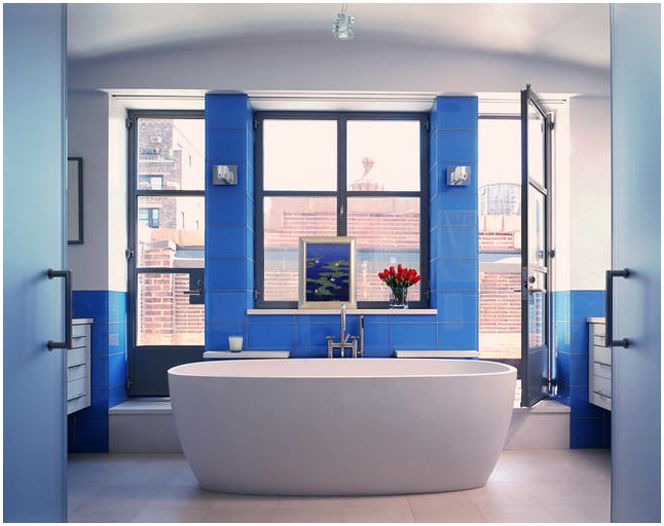 blauwe badkamer
