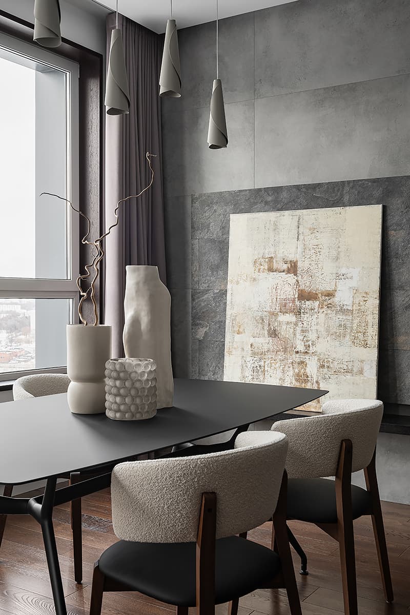 Contrasterend appartementinterieur met marmeren kookeiland - project van bureau Alexander Tischler